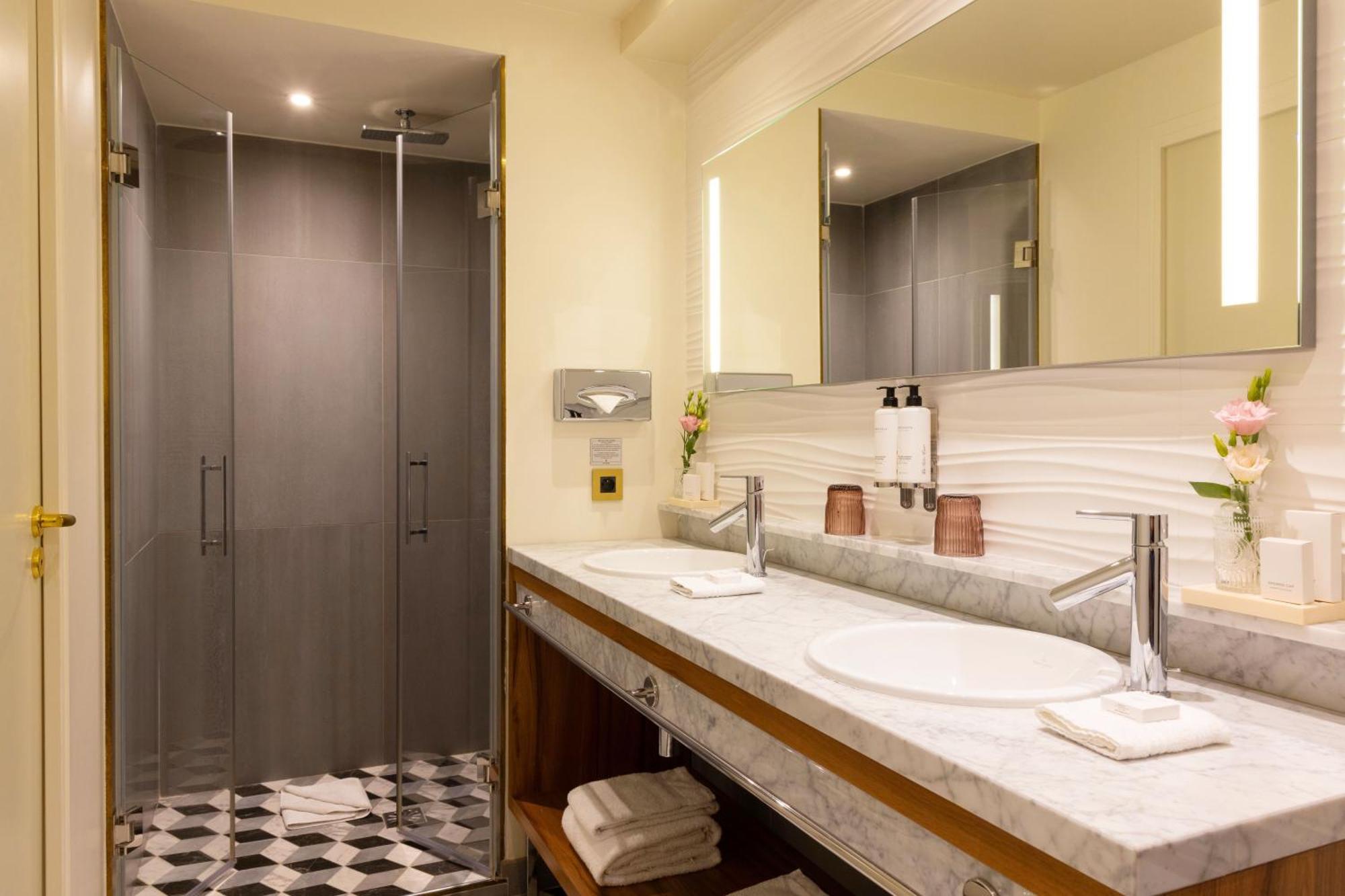 เบสต์ เวสเทิร์น พรีเมียร์ กาปิตัล โอเปรา Hotel ปารีส ภายนอก รูปภาพ